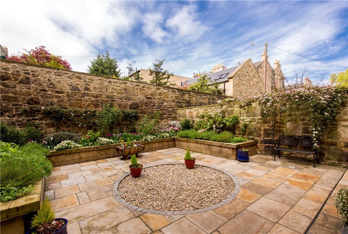 house for sale in Drummond Place, Edinburgh, Midlothian, EH3