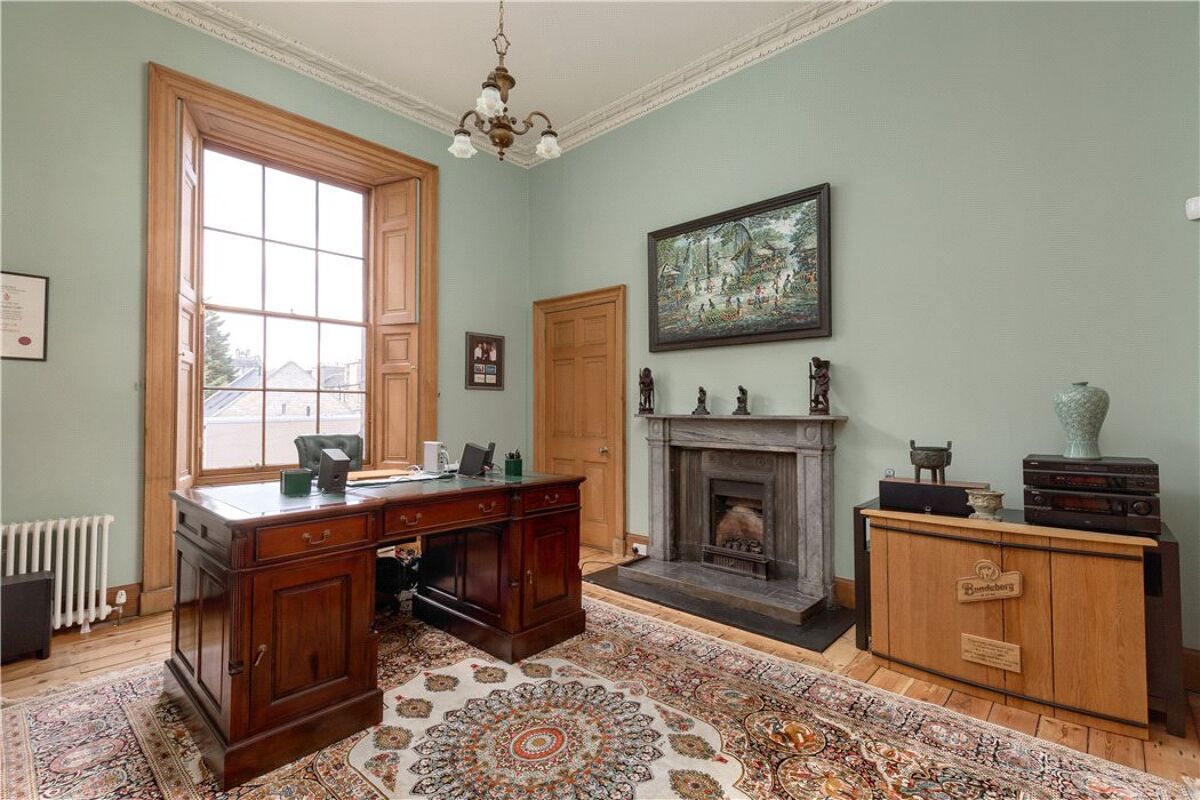 house for sale in Drummond Place, Edinburgh, Midlothian, EH3