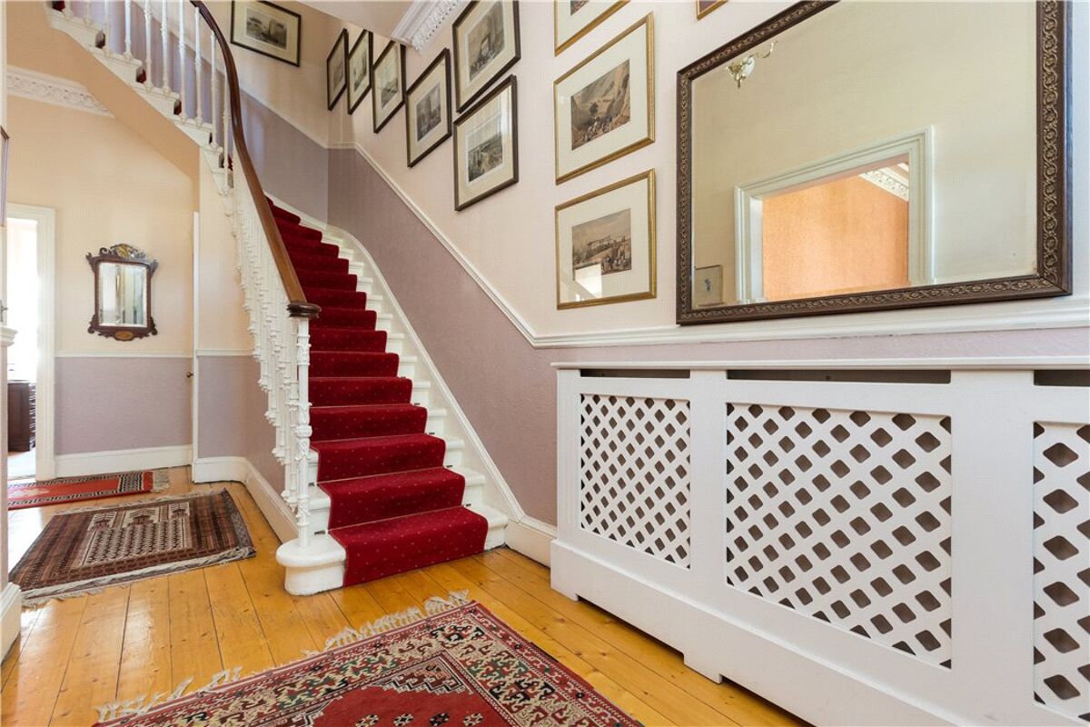 house for sale in Queen's Crescent, Edinburgh, Midlothian, EH9