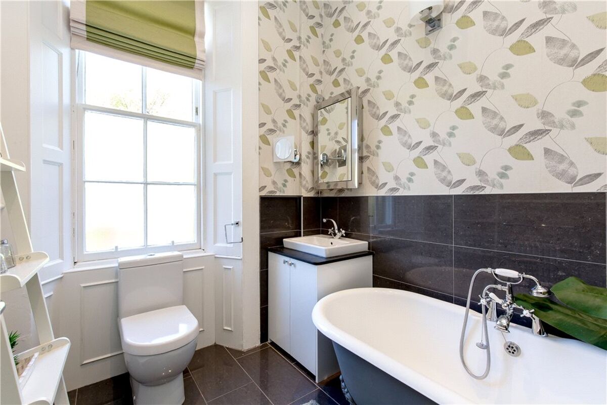 house for sale in Queen's Crescent, Edinburgh, Midlothian, EH9