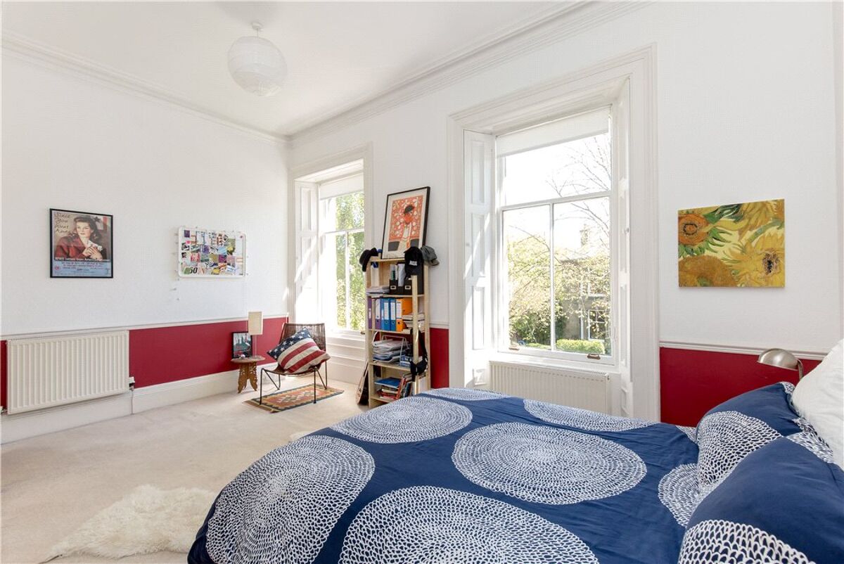 house for sale in Queen's Crescent, Edinburgh, Midlothian, EH9