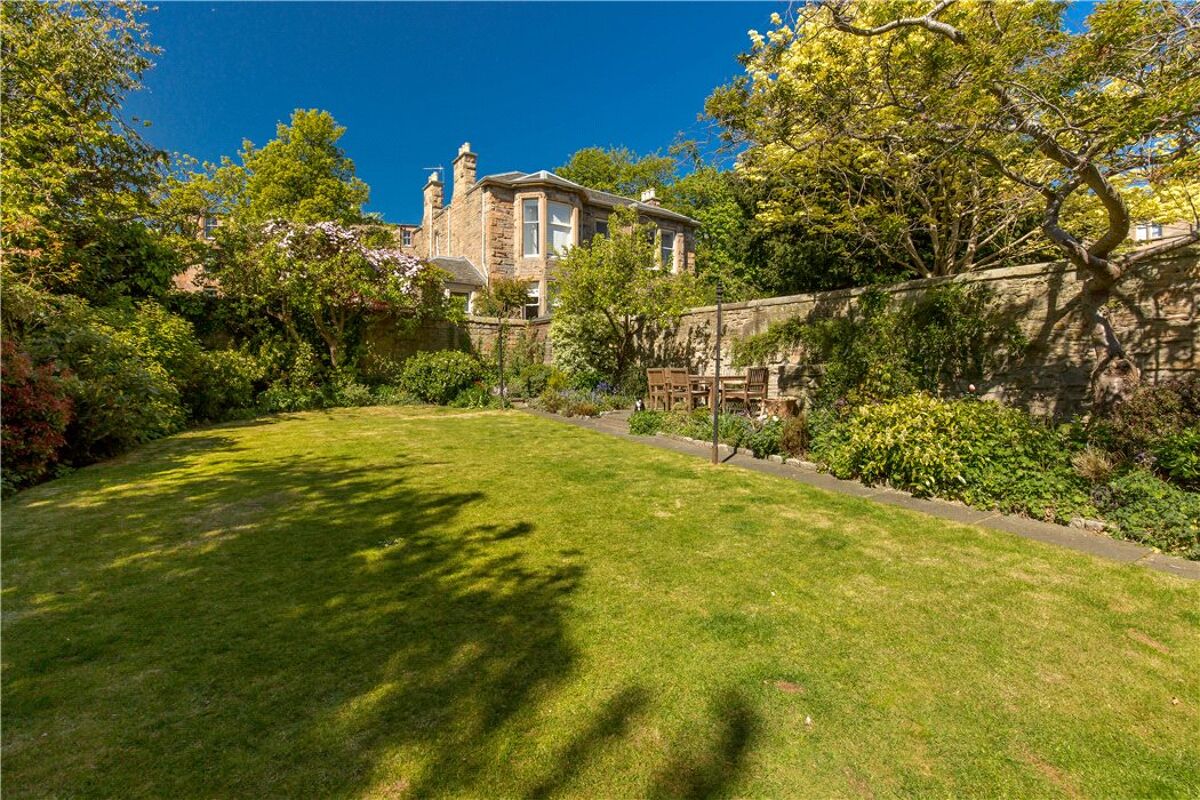 house for sale in Queen's Crescent, Edinburgh, Midlothian, EH9