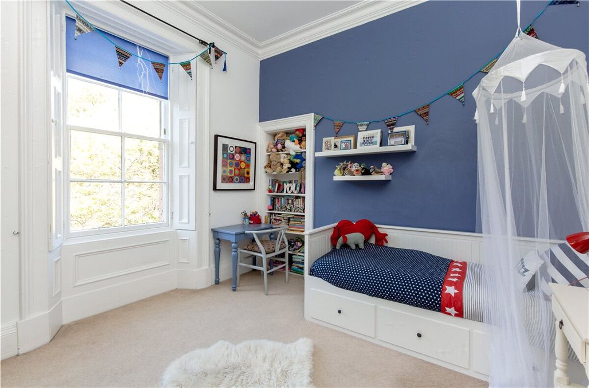 house for sale in Queen's Crescent, Edinburgh, Midlothian, EH9