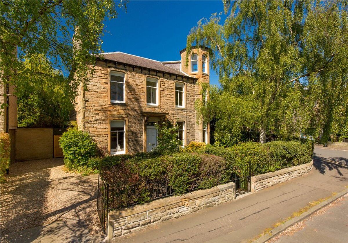 house for sale in Queen's Crescent, Edinburgh, Midlothian, EH9