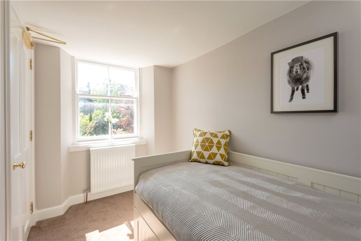 flat for sale in Palmerston Place, Edinburgh, Midlothian, EH12