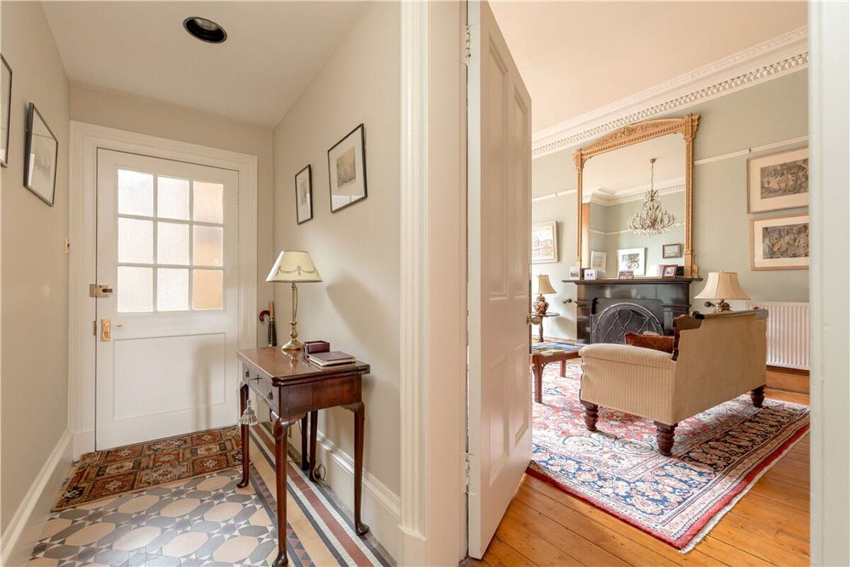 flat for sale in Lennox Street, Edinburgh, Midlothian, EH4 EDC170178