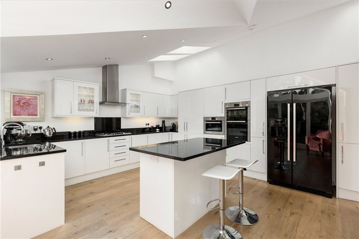 house for sale in St. Catherines Place, Edinburgh, Midlothian, EH9