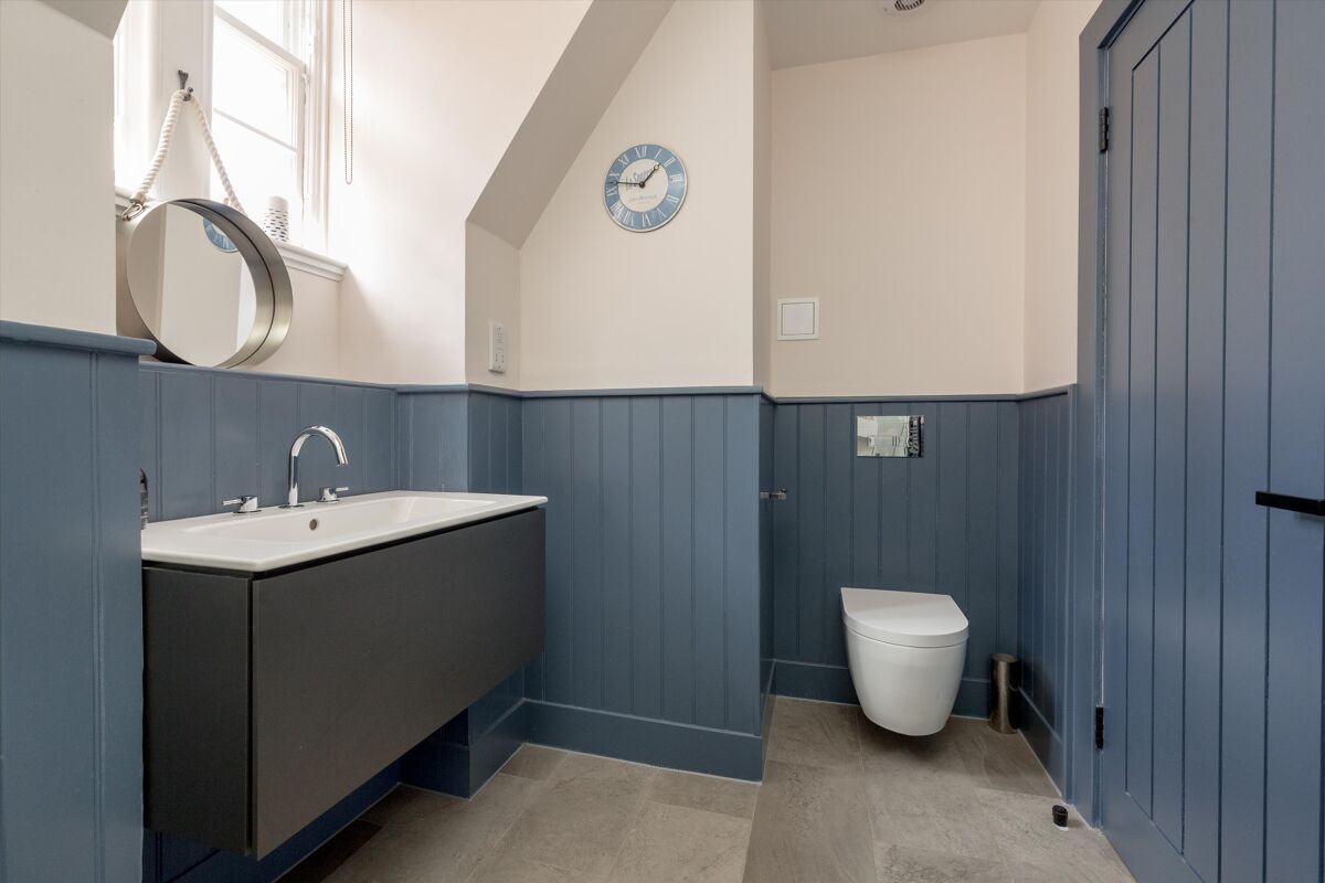 flat for sale in Ramsay Garden, Edinburgh, Midlothian, EH1 EDC170200