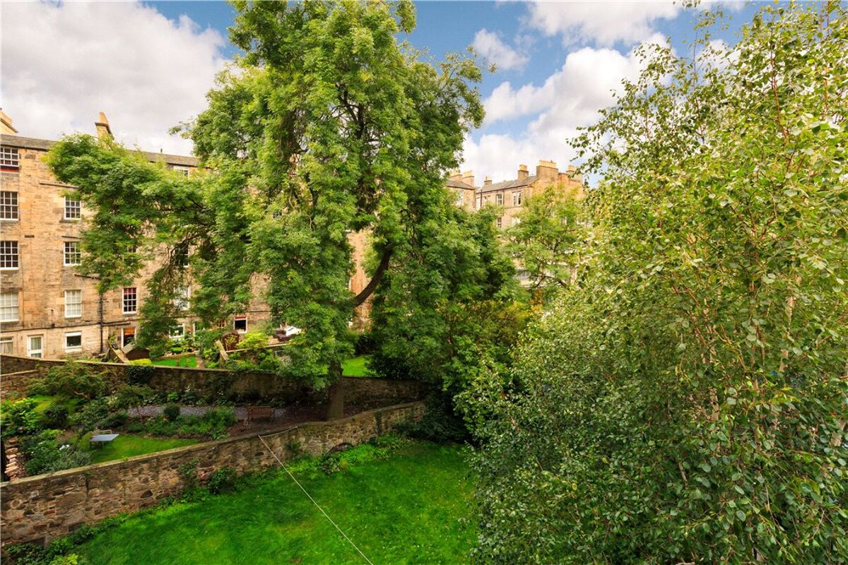 flat for sale in Broughton Street, New Town, Edinburgh, EH1 EDC170212 Knight Frank