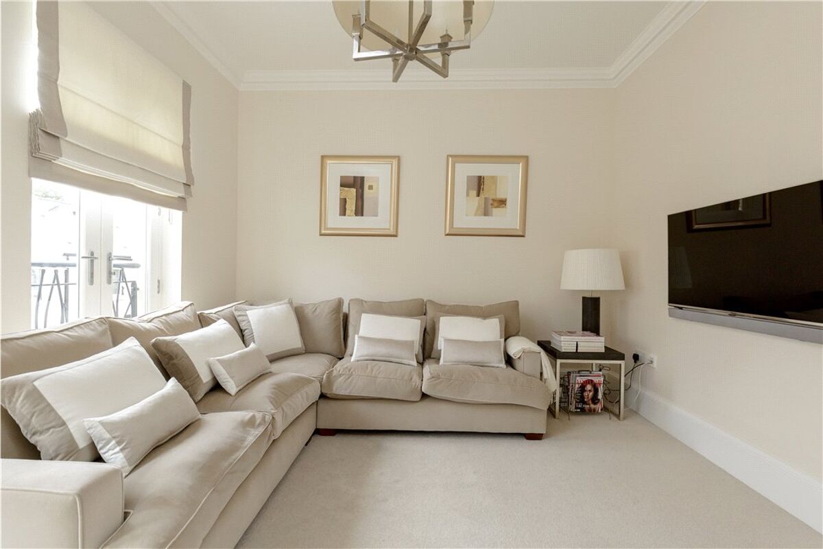 house for sale in Larkfield Gardens, Trinity, Edinburgh, EH5