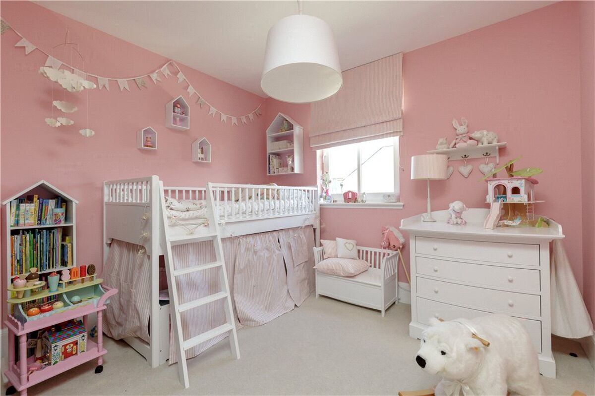 house for sale in Larkfield Gardens, Trinity, Edinburgh, EH5