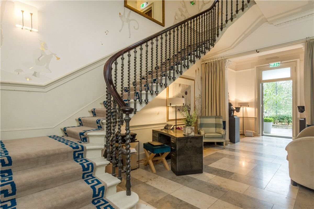 penthouse for sale in Atholl Crescent, Edinburgh, Midlothian, EH3