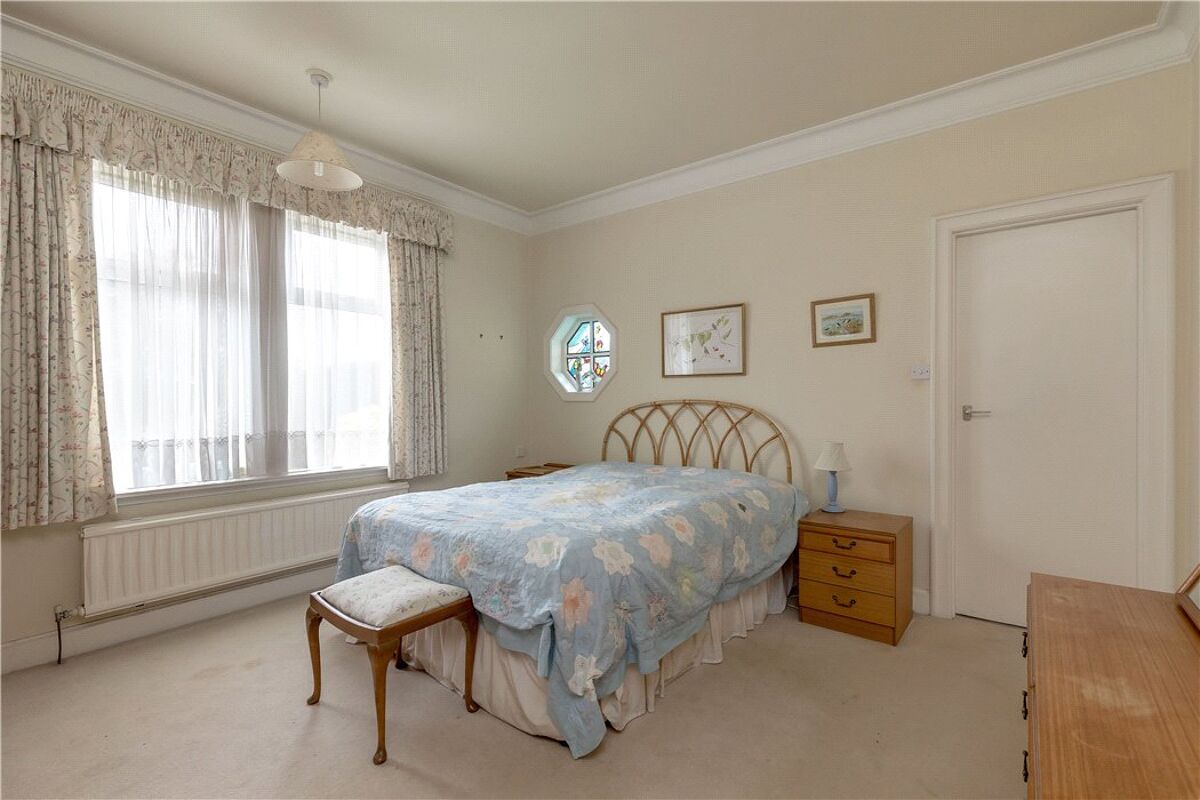 house for sale in Craigleith Gardens, Edinburgh, Midlothian, EH4