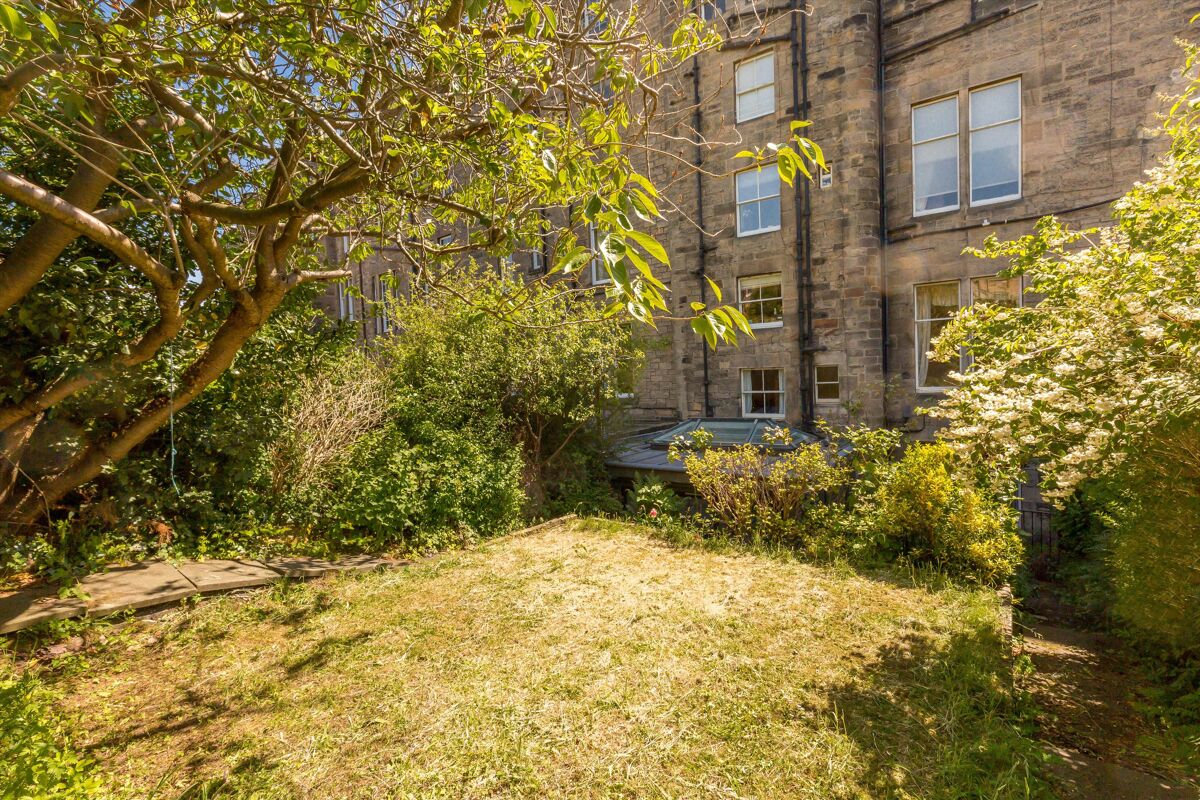 flat for sale in Grosvenor Crescent, Edinburgh, Midlothian, EH12