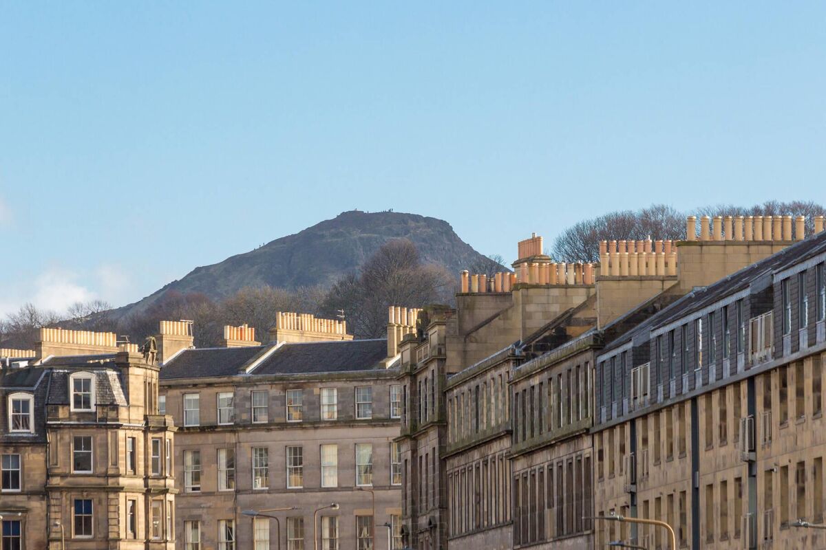 flat for sale in Annandale Street, Edinburgh, EH7 EDC190041 Knight