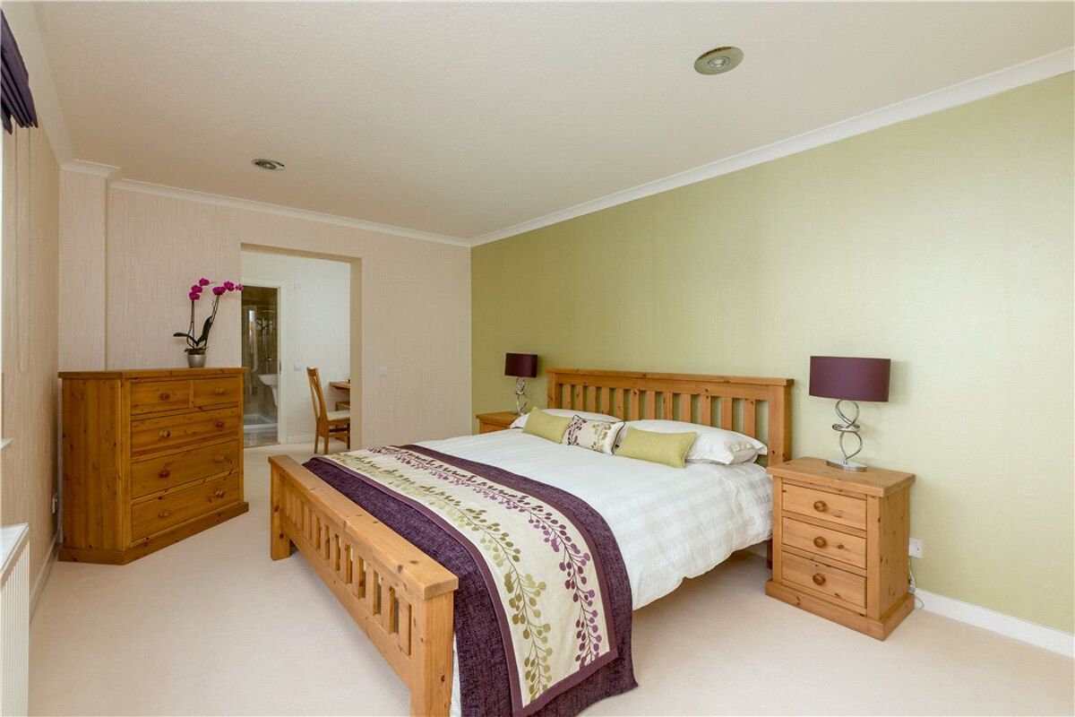 house for sale in Barnton Avenue West, Edinburgh, EH4 EDC190107