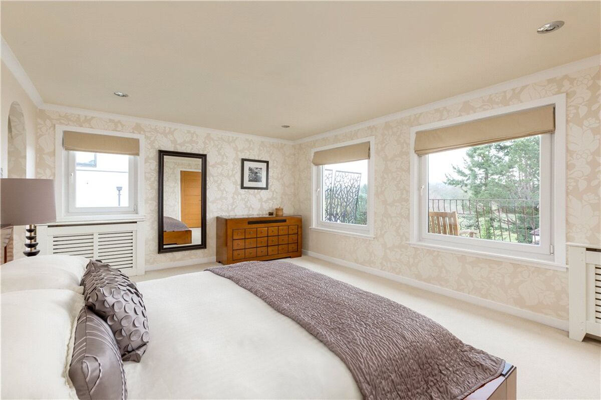 house for sale in Barnton Avenue West, Edinburgh, EH4 EDC190107