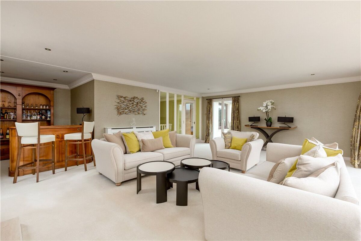 house for sale in Barnton Avenue West, Edinburgh, EH4 EDC190107