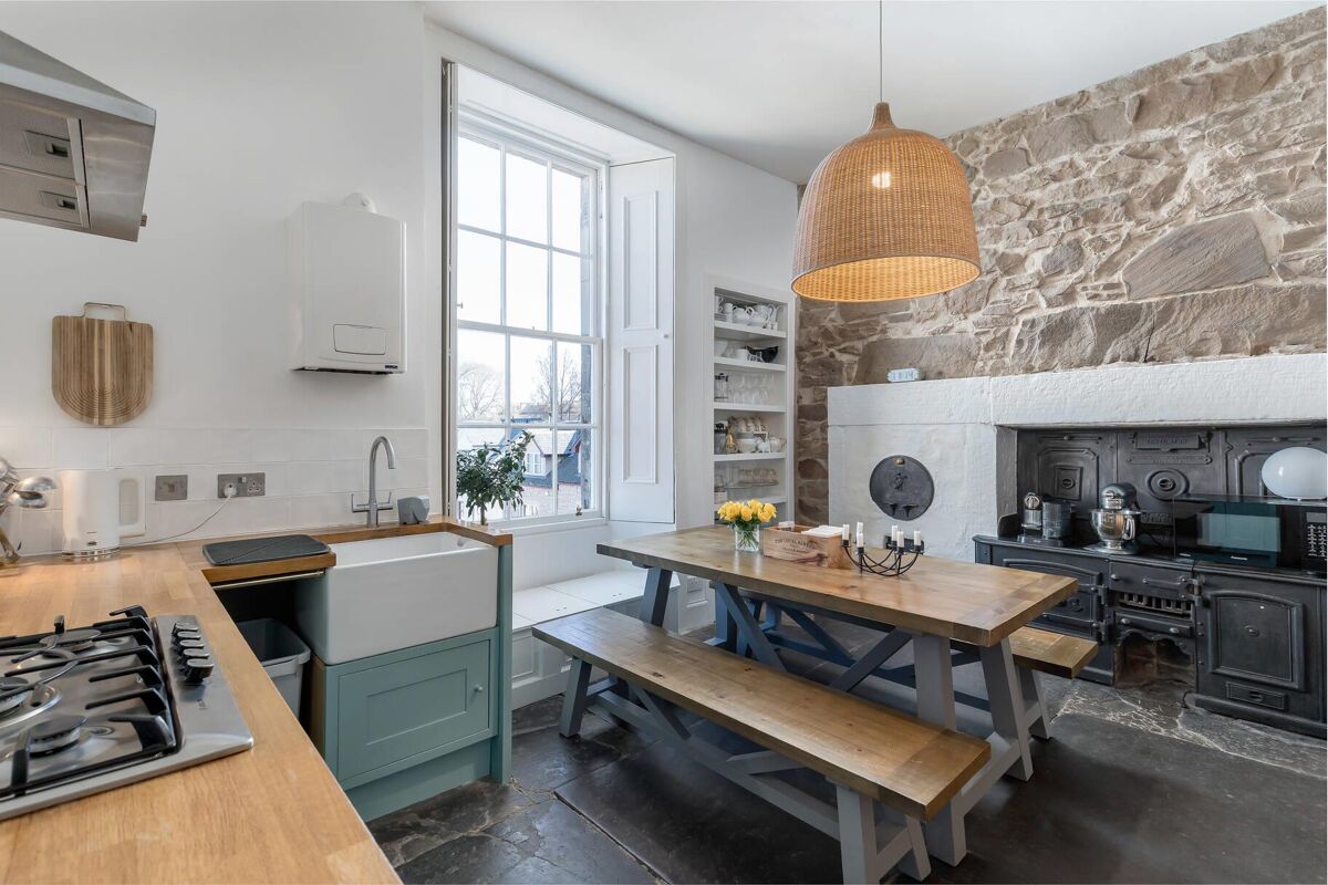 flat for sale in Union Street, Edinburgh, Midlothian, EH1 EDC190164