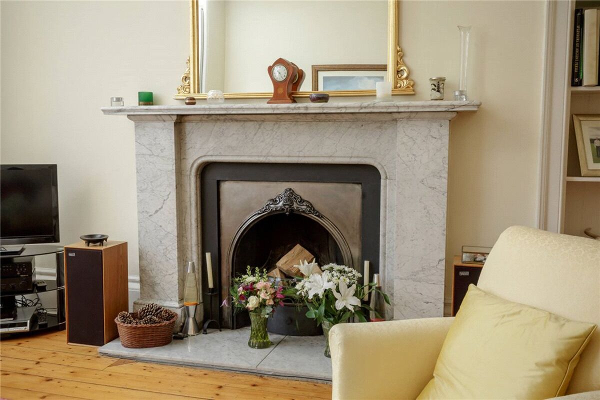 house for sale in Alfred Place, Edinburgh, EH9 EDC190226 Knight Frank