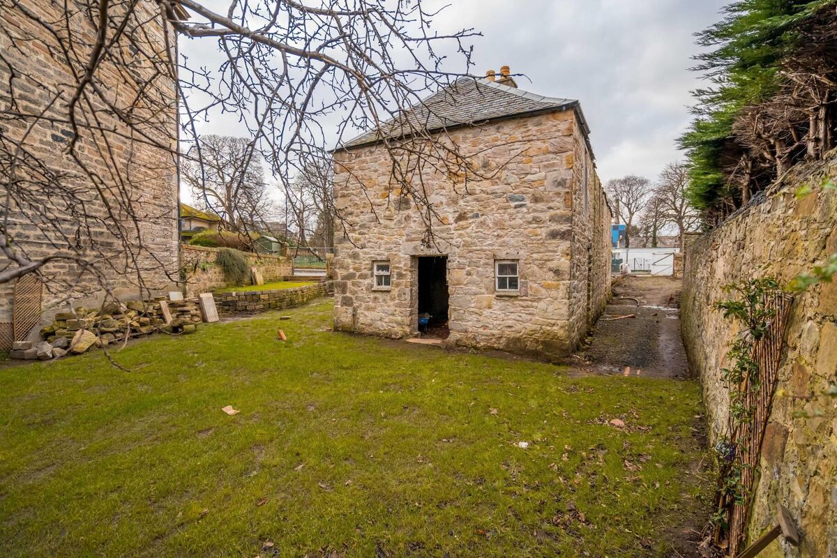 House for sale in Newhaven Road, Edinburgh, EH6 EDN012102247 Knight