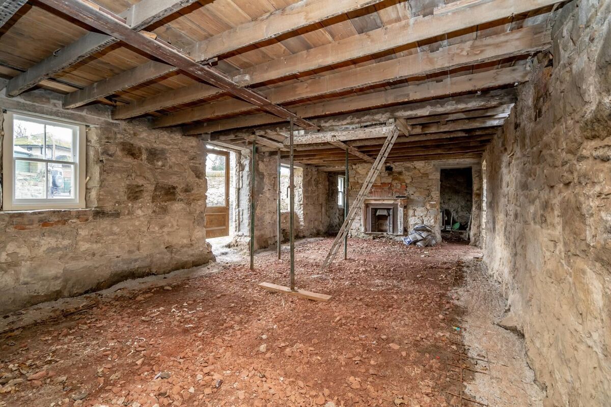 House for sale in Newhaven Road, Edinburgh, EH6 EDN012102247 Knight