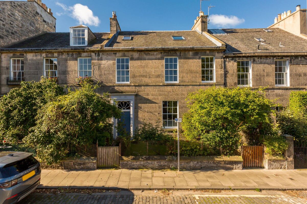 house for sale in St. Bernard's Row, Stockbridge, EH4 EDN012139224