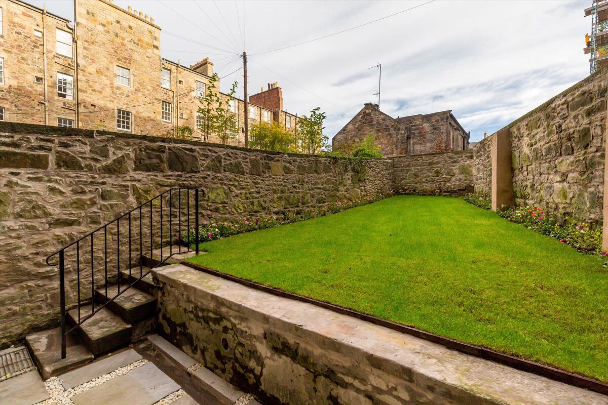 house for sale in Nelson Street, Edinburgh, EH3 EDN012146604 Knight