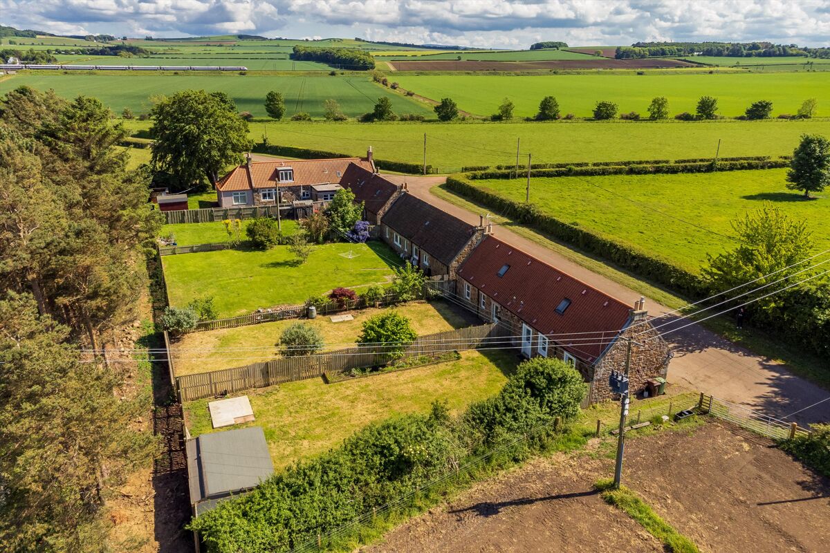 cottage for sale in Longniddry, East Lothian, EH32 EDN012149378