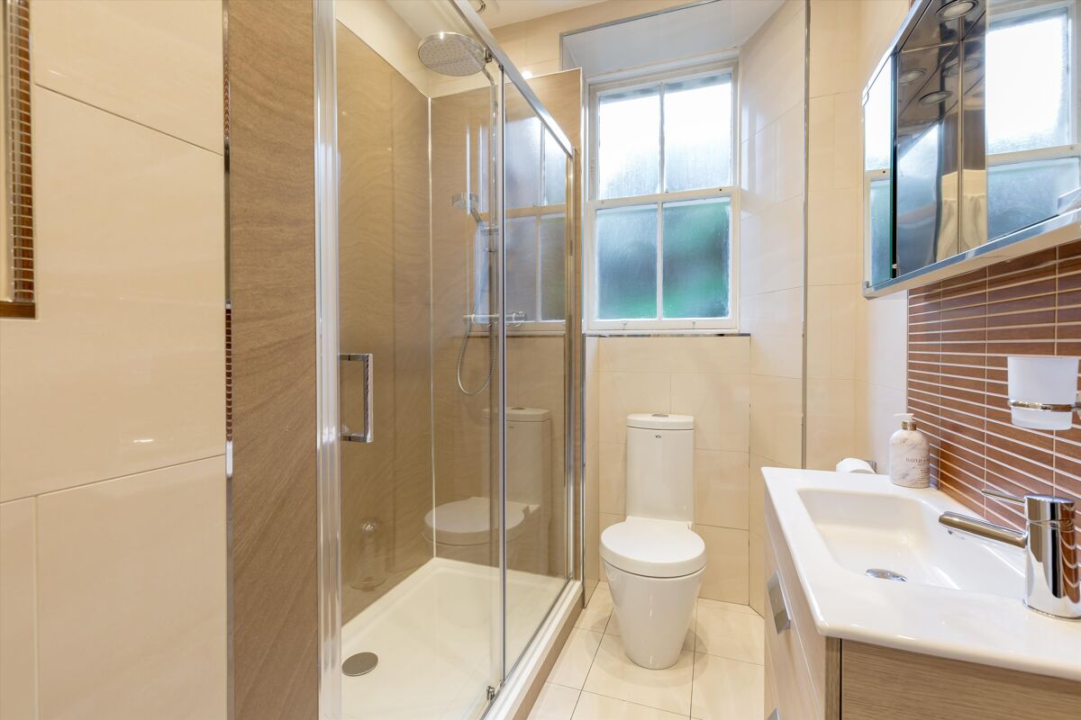 flat for sale in South Learmonth Gardens, Edinburgh, EH4 EDN012150544