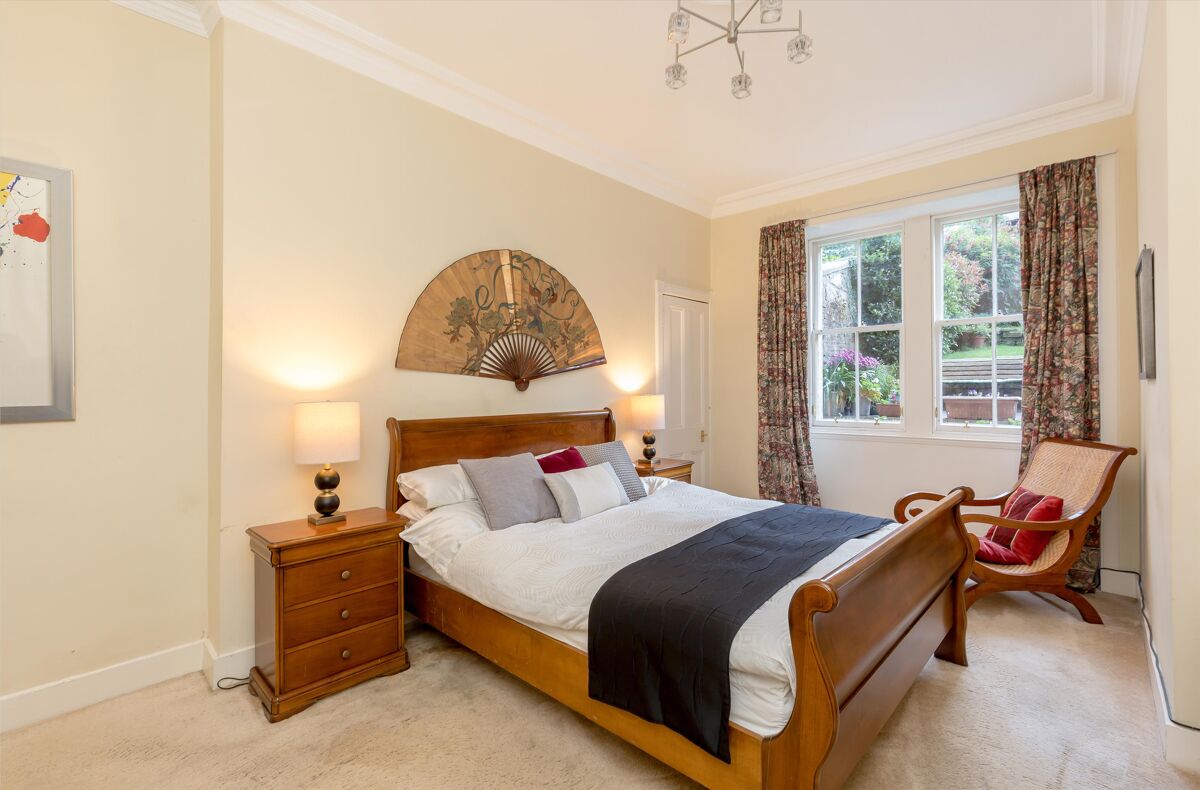 flat for sale in South Learmonth Gardens, Edinburgh, EH4 EDN012150544