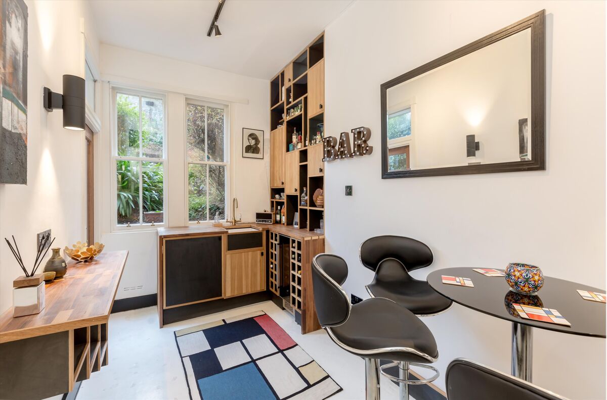 flat for sale in South Learmonth Gardens, Edinburgh, EH4 EDN012150544