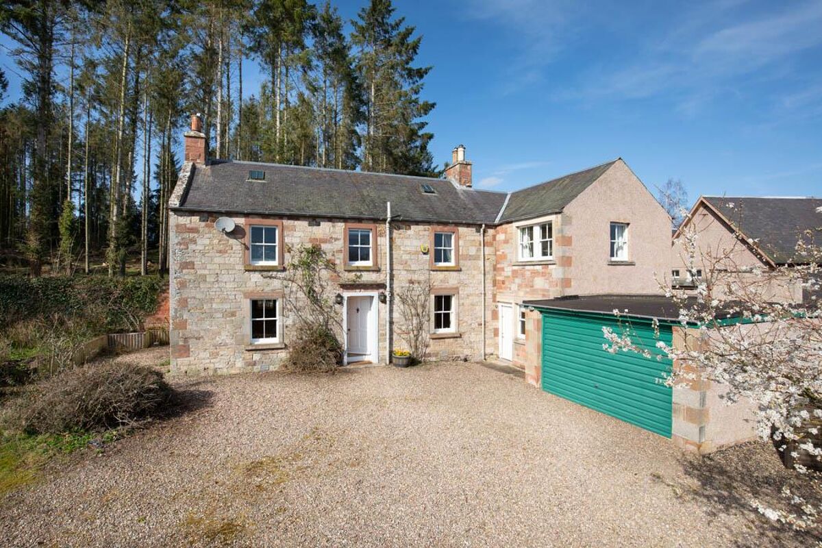 house for sale in Ancrum, Jedburgh, Scottish Borders, TD8