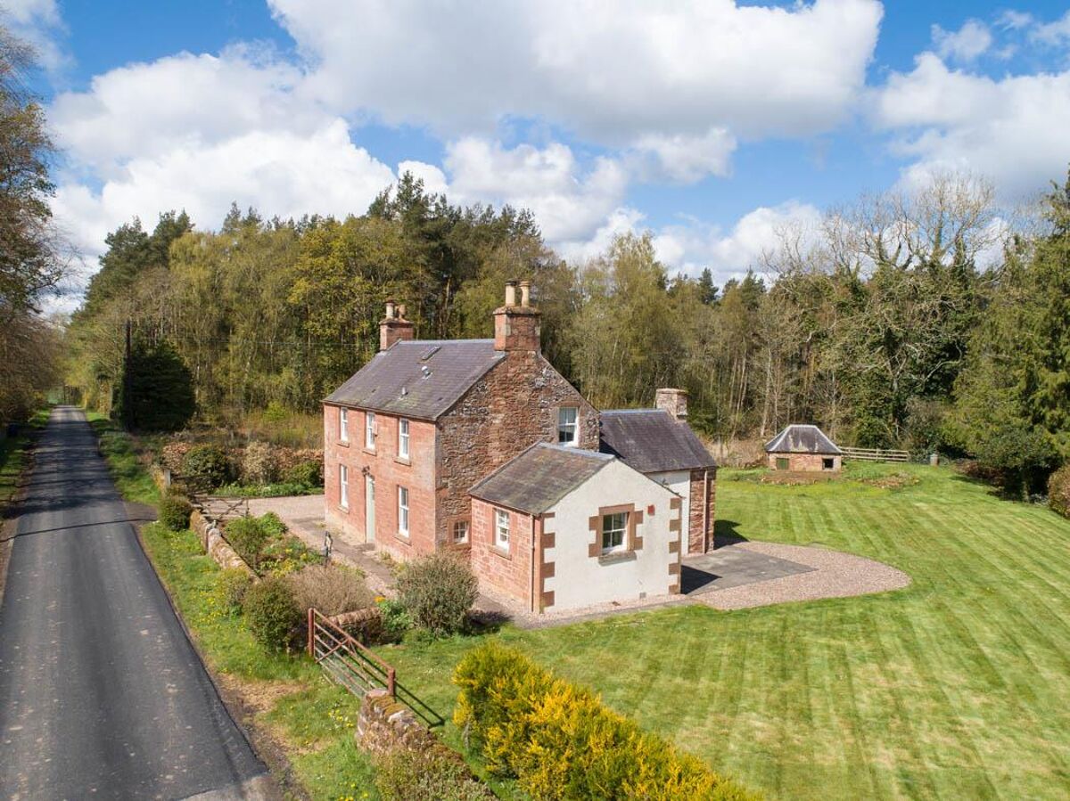 house for sale in Ancrum, Jedburgh, Roxburghshire, TD8 EDN012158428