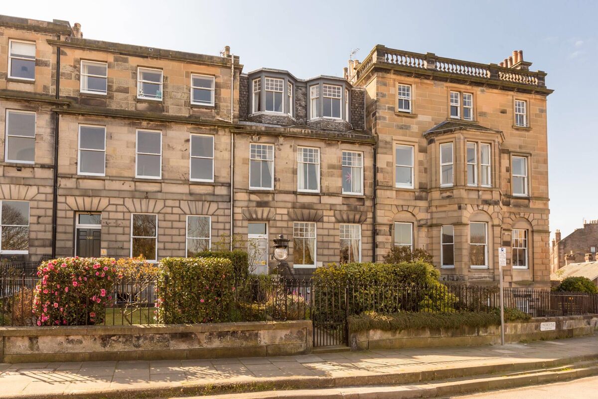 flat for sale in Lynedoch Place, Edinburgh, EH3 EDN012162243 Knight