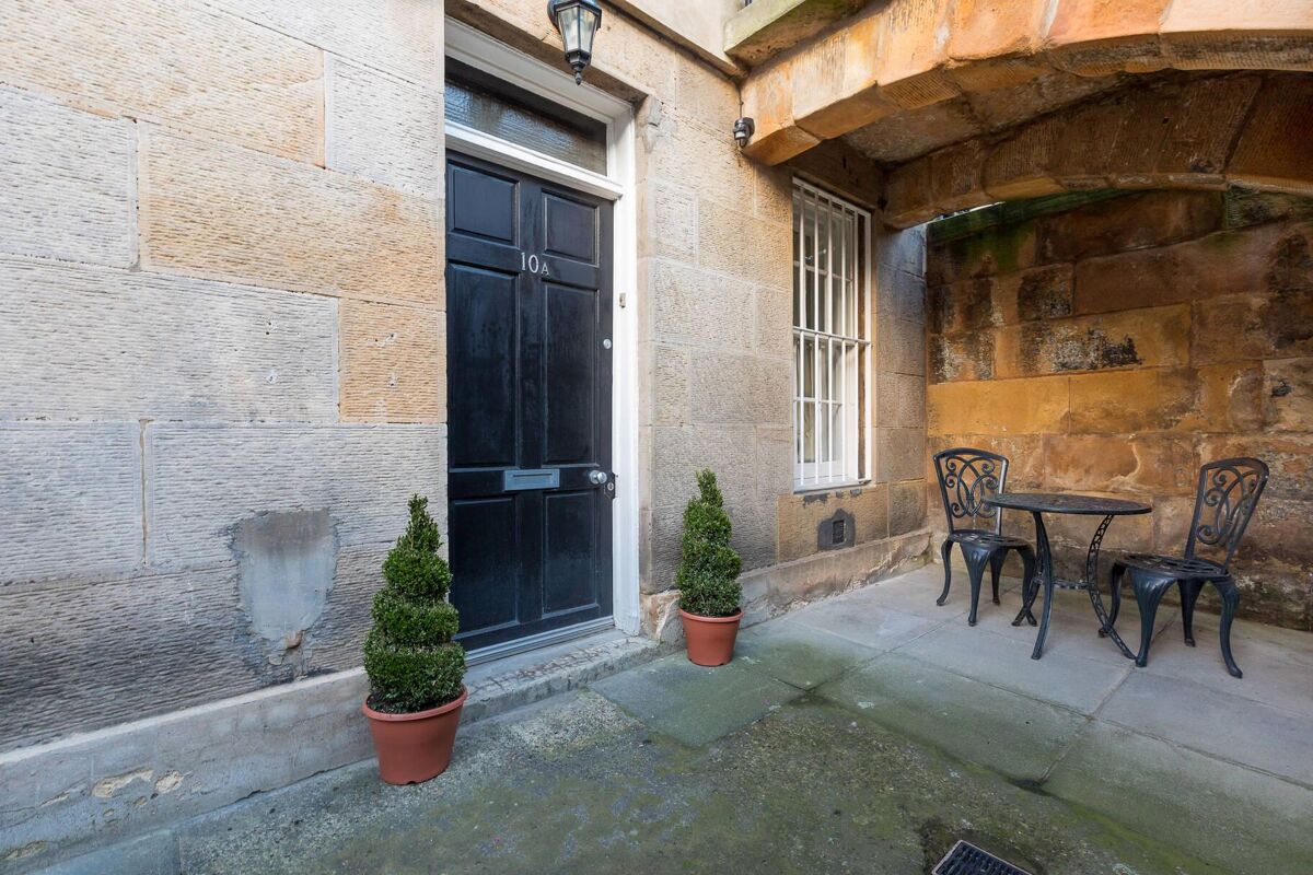 house for sale in Alva Street, Edinburgh, EH2 EDN012167832 Knight Frank