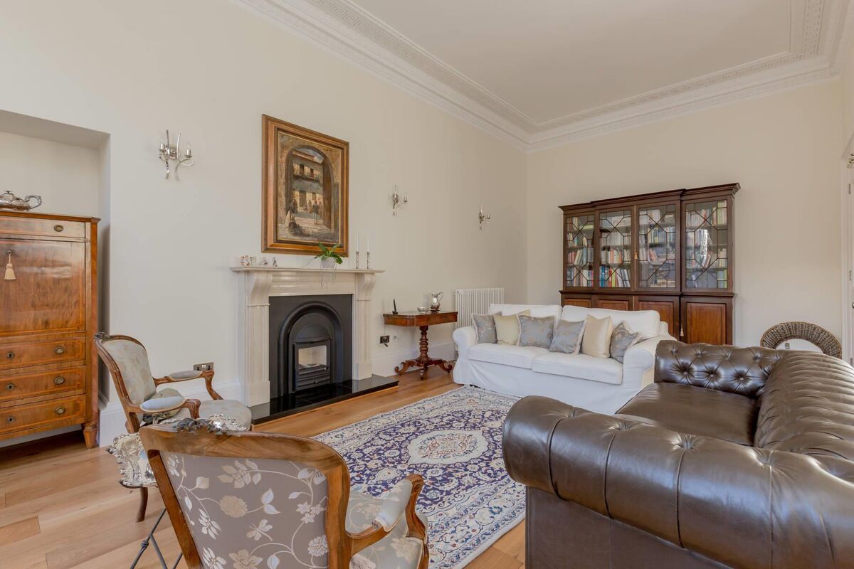 house for sale in Alva Street, Edinburgh, EH2 EDN012167832 Knight Frank