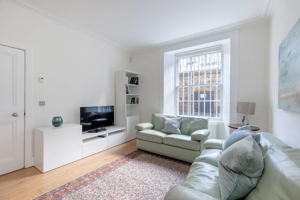 house for sale in Alva Street, Edinburgh, EH2 EDN012167832 Knight Frank
