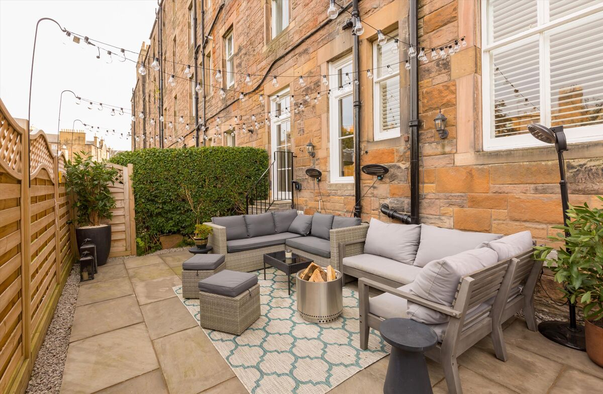 flat for sale in Strathearn Road, Edinburgh, EH9 EDN012171270