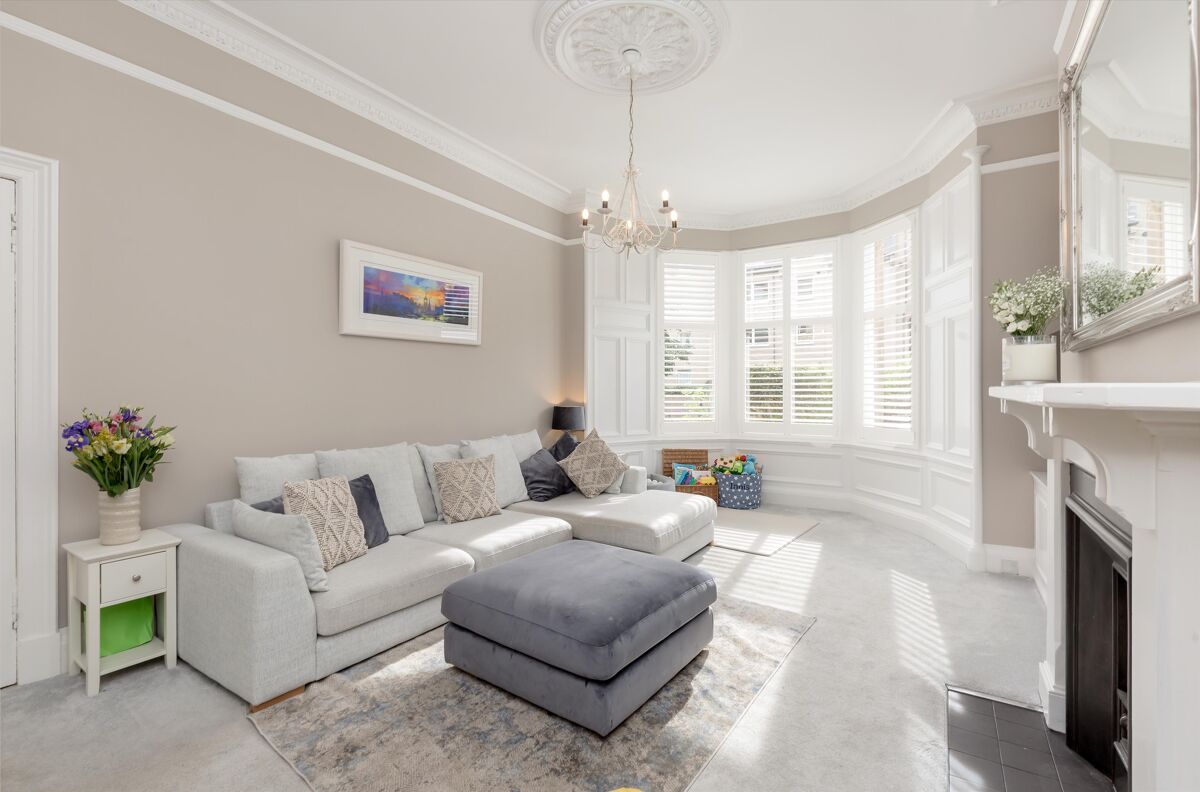 flat for sale in Strathearn Road, Edinburgh, EH9 EDN012171270