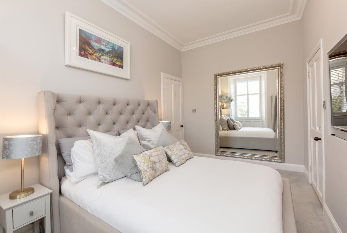 flat for sale in Strathearn Road, Edinburgh, EH9 EDN012171270