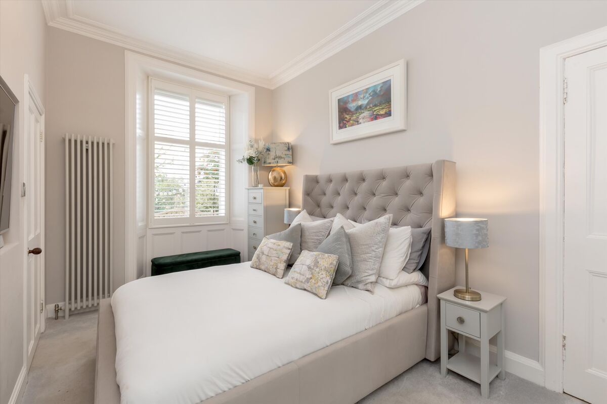 flat for sale in Strathearn Road, Edinburgh, EH9 EDN012171270