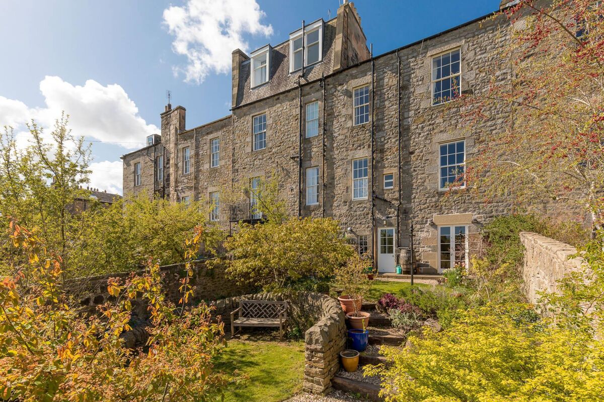 house for sale in Howard Place, Inverleith, Edinburgh, EH3