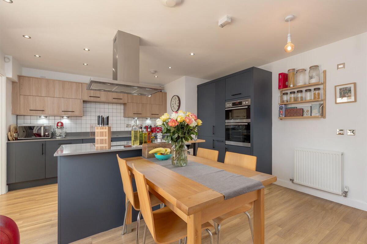 house for sale in Devon Place, Edinburgh, EH12 EDN012181689 Knight