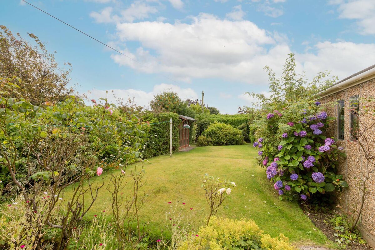 house for sale in Craigleith Hill Avenue, Edinburgh, EH4 EDN012189831