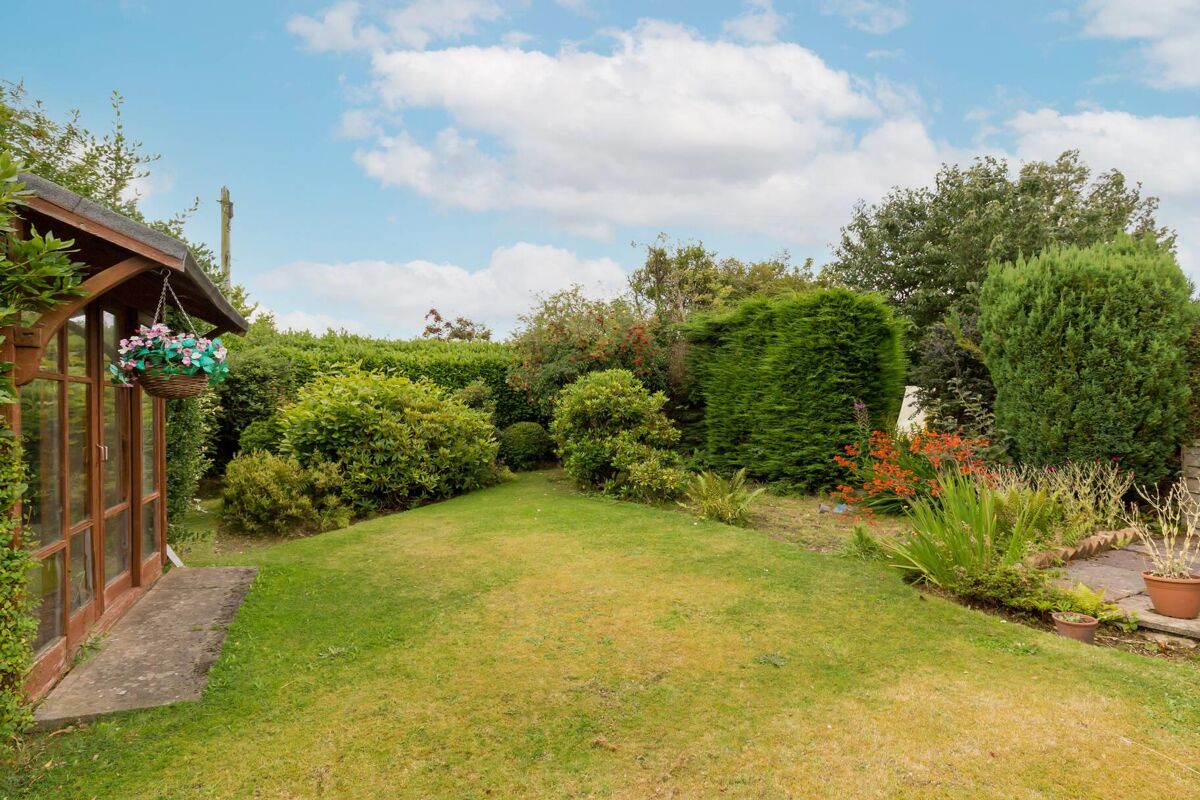 house for sale in Craigleith Hill Avenue, Edinburgh, EH4 EDN012189831