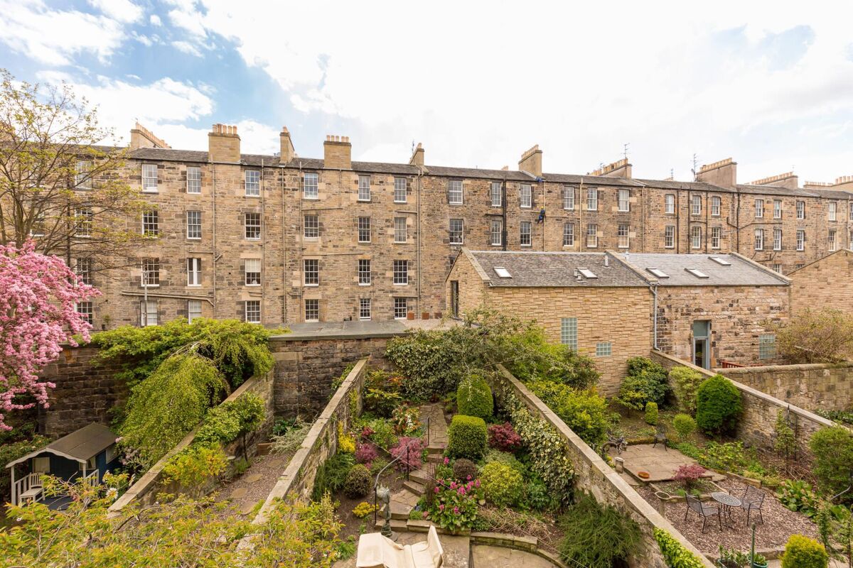 flat for sale in Royal Crescent, Edinburgh, EH3 - EDN012193903 | Knight ...