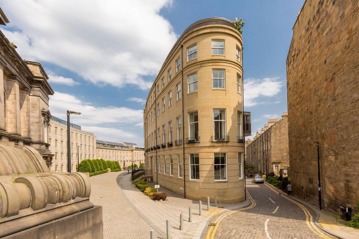 penthouse for sale in St. Vincent Place, New Town EH3 EDN012194089