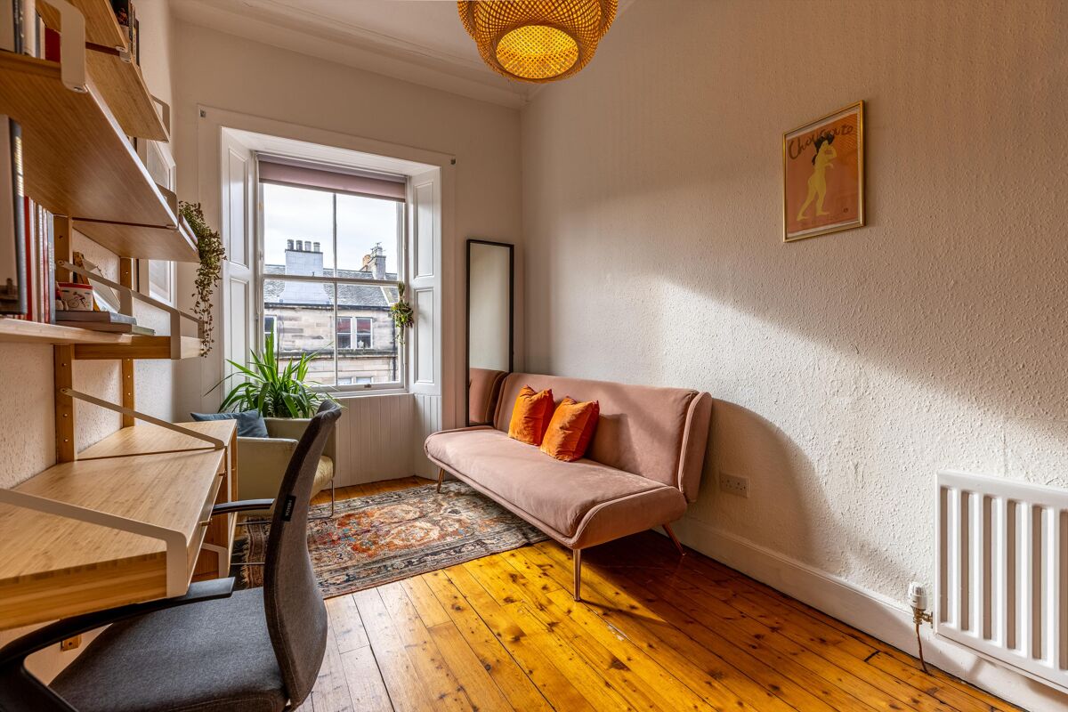 flat for sale in Montgomery Street, Edinburgh, EH7 EDN012194790