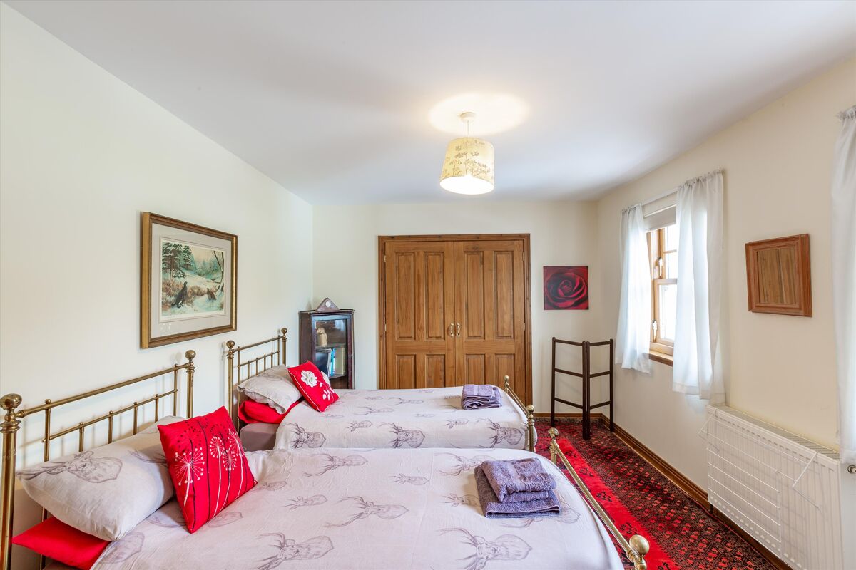 house for sale in Spean Bridge, Highland, PH34 EDN012201805 Knight